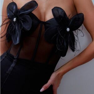 Elegant Black Floral Bustier 𝐉𝐮𝐦𝐩𝐬𝐮𝐢𝐭